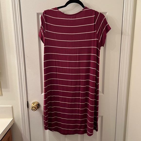 Maurice’s Maroon Striped Medium T-Shirt Dress - Picture 2 of 5